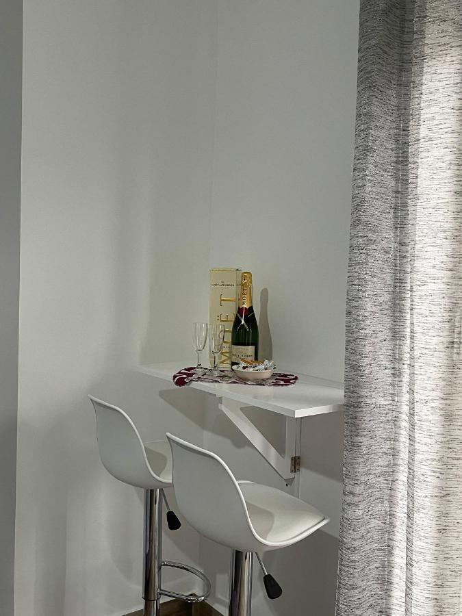 A Bone Guest House คาตาเนีย ภายนอก รูปภาพ