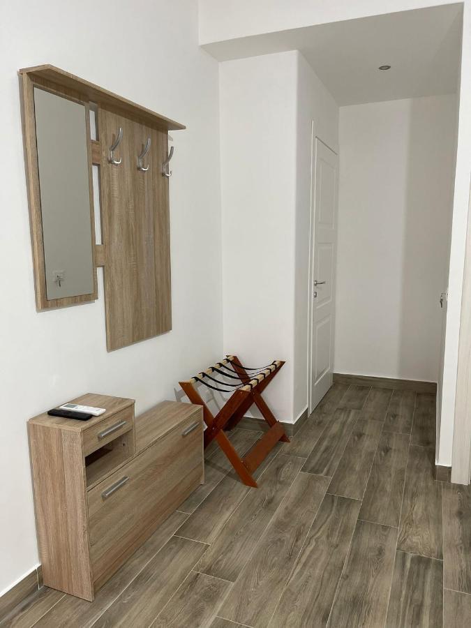 A Bone Guest House คาตาเนีย ภายนอก รูปภาพ