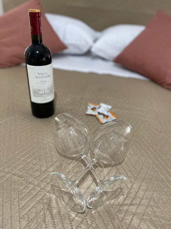 A Bone Guest House คาตาเนีย ภายนอก รูปภาพ